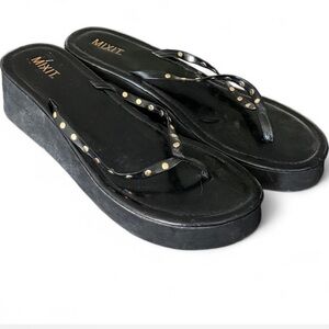 Black vintage platform studded sandals